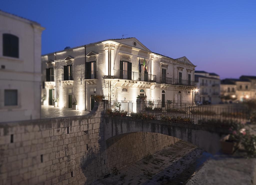 Hotel Novecento Scicli Dış mekan fotoğraf