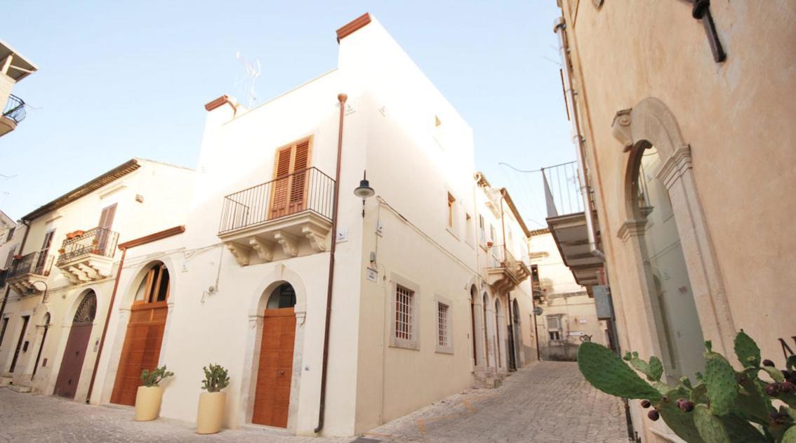 Hotel Novecento Scicli Dış mekan fotoğraf